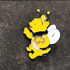 Winnie The Pooh Honey Bee Pooh Pin